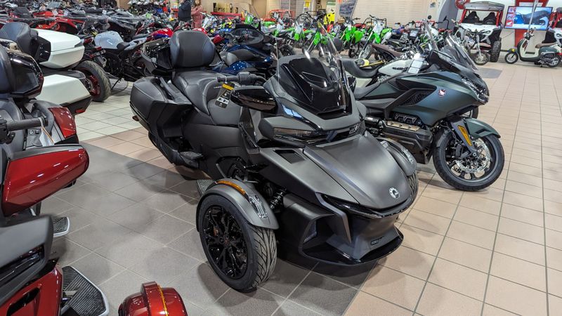 2024 CAN-AM SPYDER RT LIMITED CARBON BLACKImage 6
