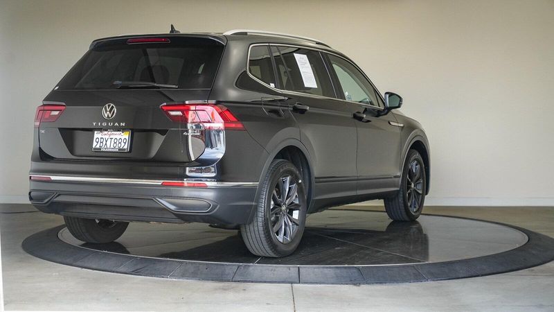 2022 Volkswagen Tiguan 2.0T SEImage 3
