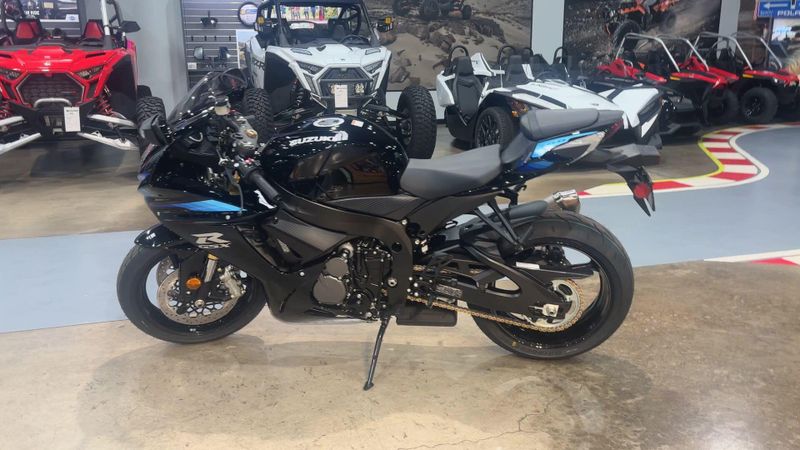 New 2027 Suzuki GSX-R750 Image 5