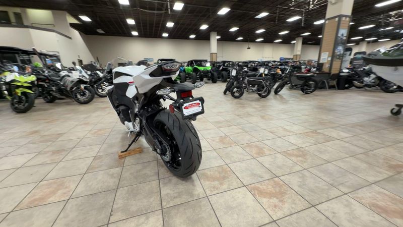 New 2026 Honda CBR1000RR Image 7