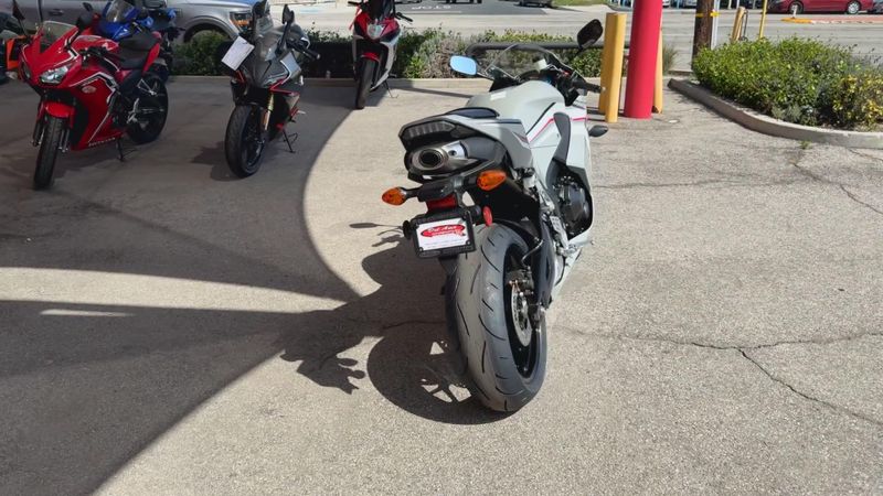 New 2026 Honda CBR600RR Image 4