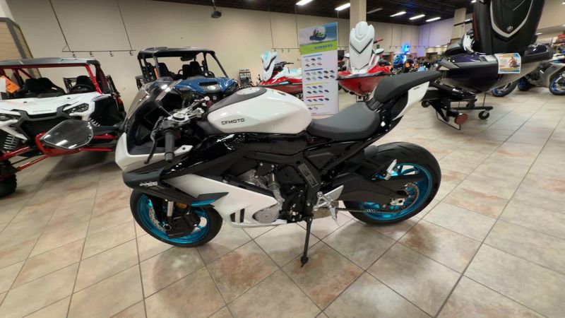 New 2026 CFMOTO 675SS Image 6
