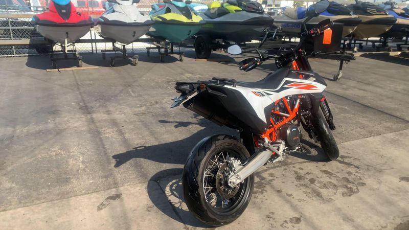 Used 2020 KTM SMC 690 R Image 8