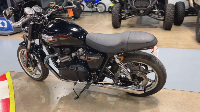 Used 2013 Triumph Bonneville A2 Image 2