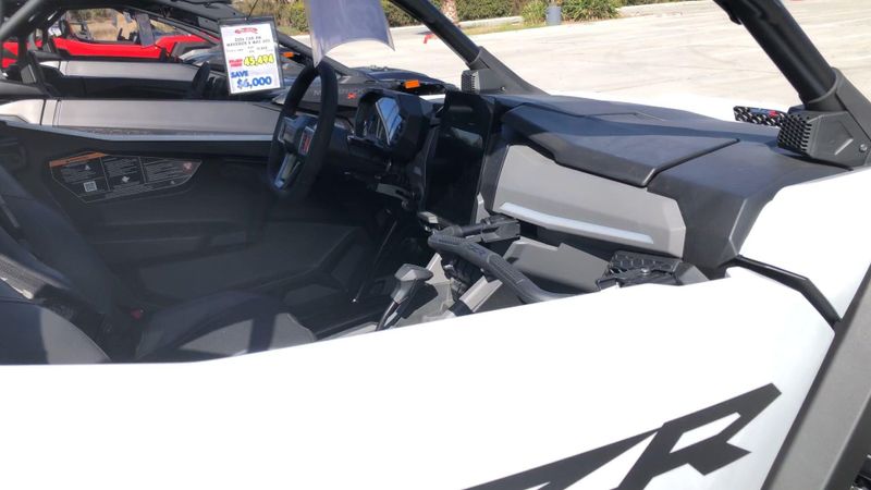 New 2026 Polaris RZR PRO R 4 ULTIMATE Image 3