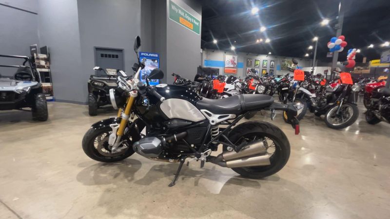 2021 BMW R nineT Image 5
