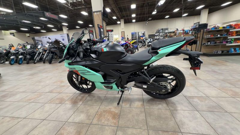 New 2026 Yamaha YZF-R3 ABS Image 6