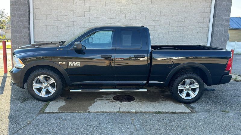 2014 RAM 1500 ExpressImage 2