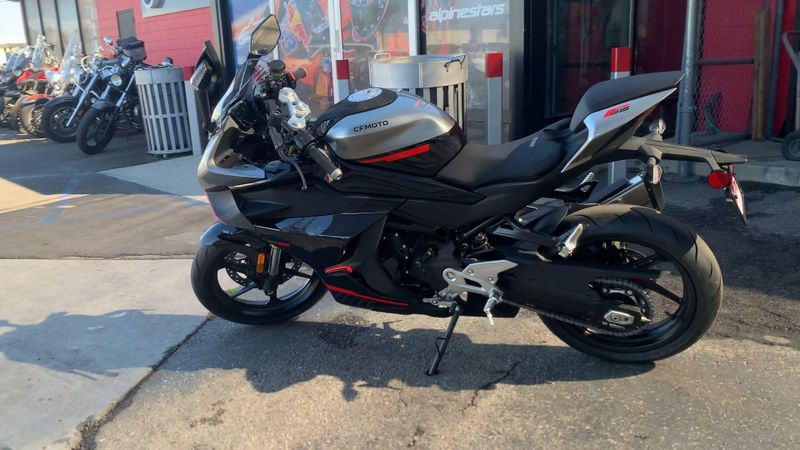 New 2025 CFMOTO 450SS Image 5