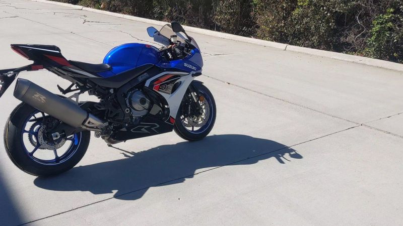 New 2027 Suzuki GSX-R1000 40TH ANNIVERSARY EDITION Image 4