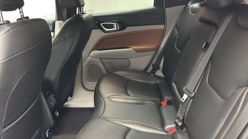2023 Jeep Compass LimitedImage 17