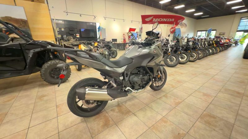 New 2026 Honda NT1100 DCT Image 9
