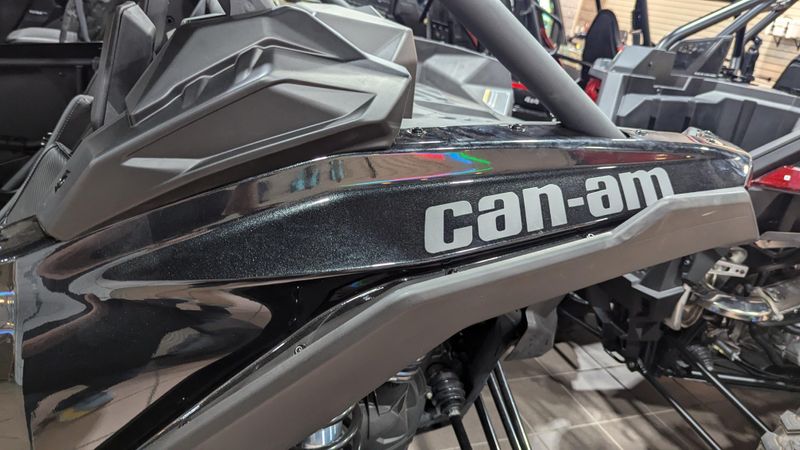 2025 Can-Am MAVERICK XRS 72 TURBO RR TRIPLE BLACKImage 12