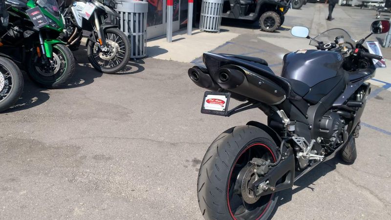 Used 2007 Yamaha YZF-R1 CA Image 8