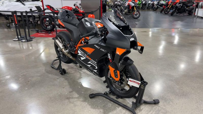 2023 KTM RC 8C  in a BLACK/ORANGE exterior color. Del Amo Motorsports of Redondo Beach (424) 390-7811 delamomotorsports.com 