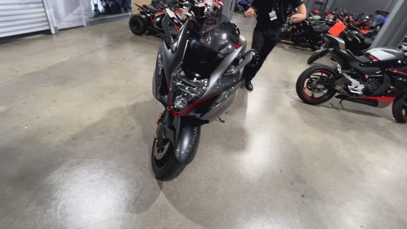 Used 2024 Suzuki Hayabusa Image 3