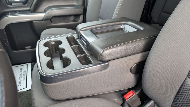 Used 2018 Chevrolet Silverado 1500 LTImage 19