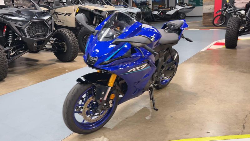 Used 2026 Yamaha YZF-R7 CA Image 8