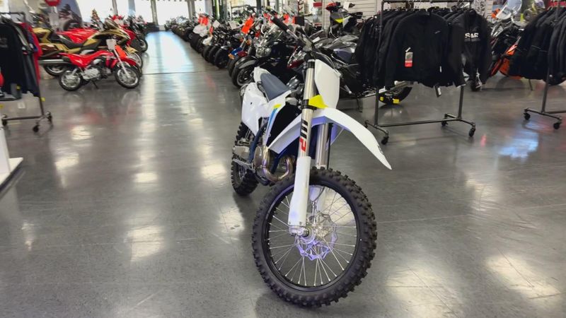 New 2025 Husqvarna FC 450 Image 7
