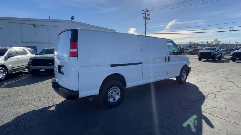 Used 2023 Chevrolet Express Cargo Van Work VanImage 9