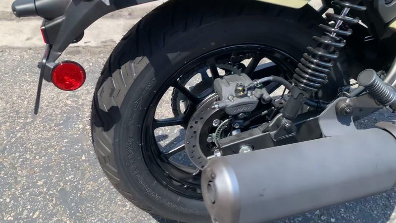 New 2025 Kawasaki ELIMINATOR ABS Image 4