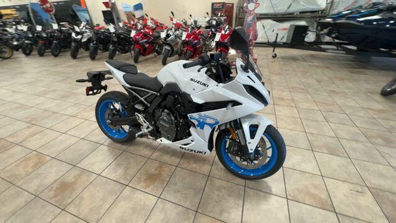 New 2026 Suzuki GSX-8R Image 6