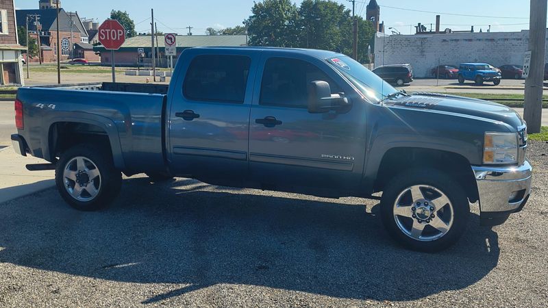 Used 2011 Chevrolet Silverado 2500HD Image 5