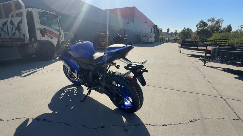 New 2026 Yamaha YZF-R7 Image 6