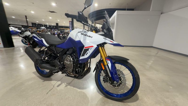 New 2026 Suzuki V STROM 800DE Image 6