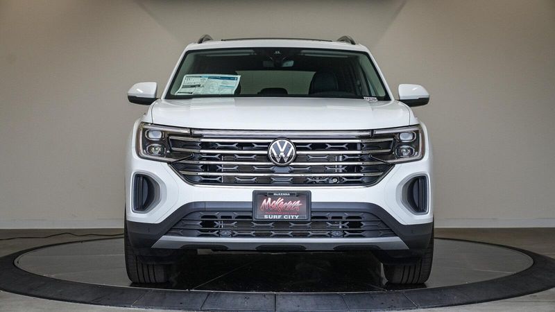 New 2025 Volkswagen Atlas 2.0T SE w/TechnologyImage 6