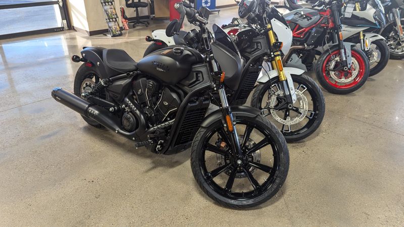 2025 Indian Motorcycle INDIAN SPORT SCOUT LIMITED BLACK SMOKEImage 2