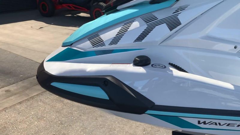 New 2025 Yamaha VX Image 3