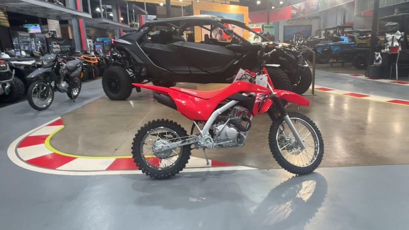 New 2027 Honda CRF125F Image 8