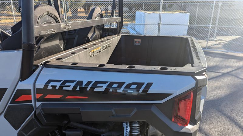 2025 Polaris GENERAL 4 1000 SPORT GHOST GRAY Image 11