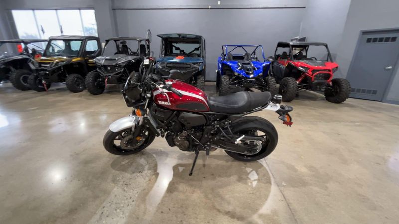 2018 Yamaha XSR700  in a RASPBERRY METALLIC exterior color. Del Amo Motorsports of Redondo Beach (424) 390-7811 delamomotorsports.com 