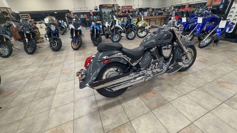 New 2025 Suzuki BOULEVARD C50 Image 4