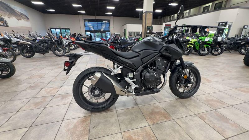 New 2025 Honda CB500F ABS Image 9