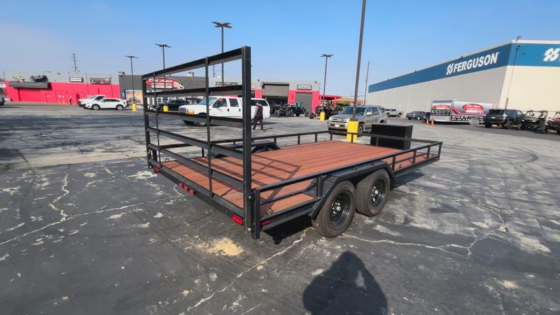 New 2025 Zieman F-814 WIDE BODY Image 9