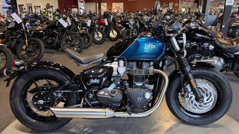 2026 Triumph BONNEVILE BOBBER