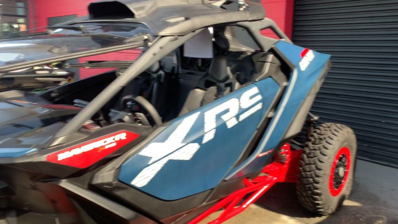 2025 Can-Am MAVERICK R X RS 999T DCT Image 7