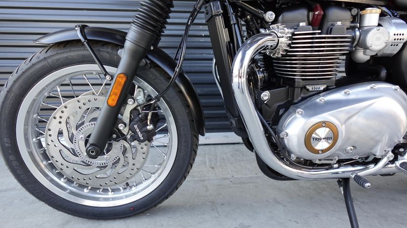 New 2025 Triumph Bonneville T120 
