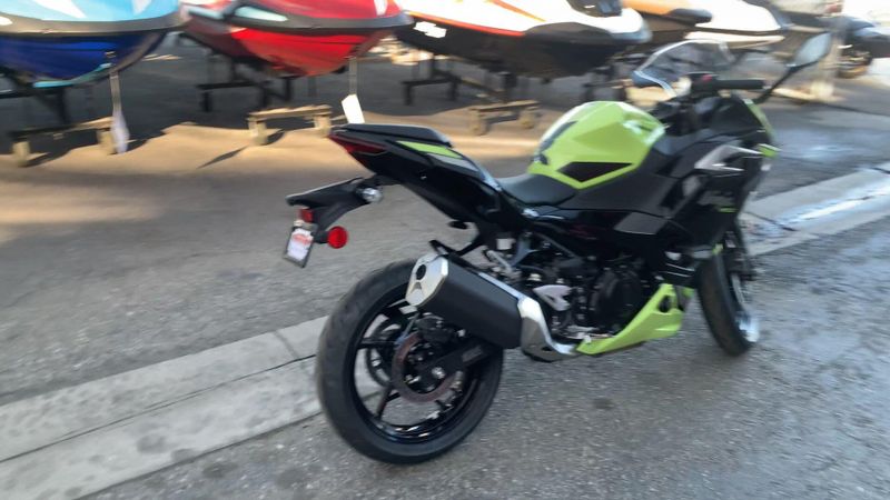 New 2026 Kawasaki NINJA 500 SE ABS Image 8