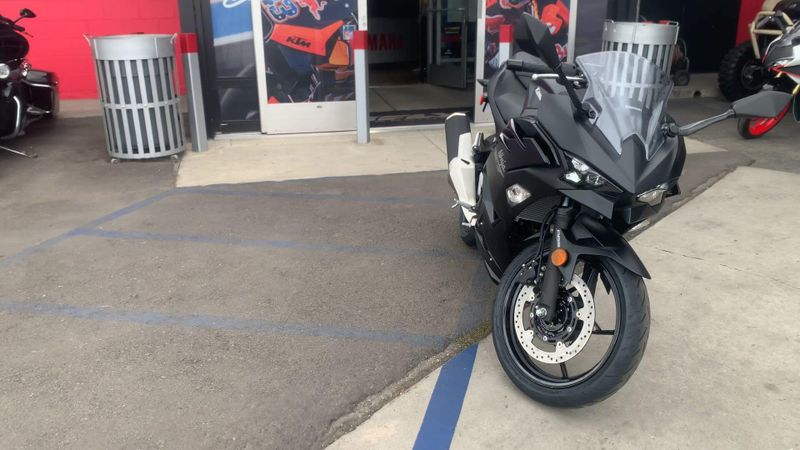 New 2026 Kawasaki NINJA 500 ABS Image 3
