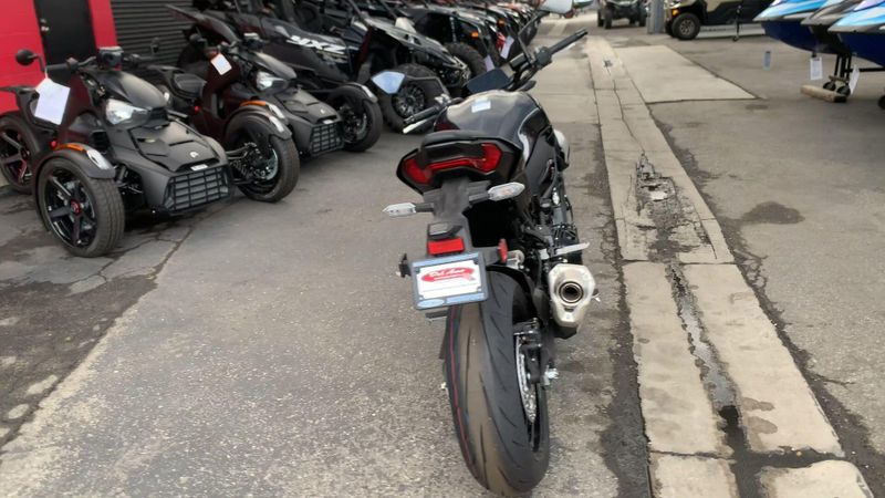 New 2025 Kawasaki Z900 ABS Image 7