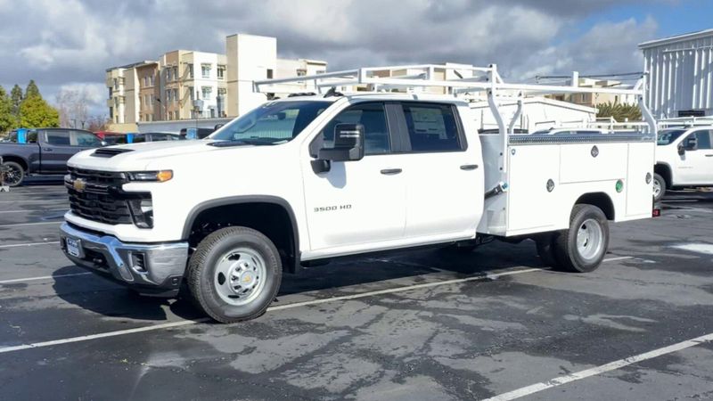 2024 Chevrolet Silverado 3500HD CC Work Truck in a Summit White exterior color and Jet Blackinterior. BEACH BLVD OF CARS beachblvdofcars.com 