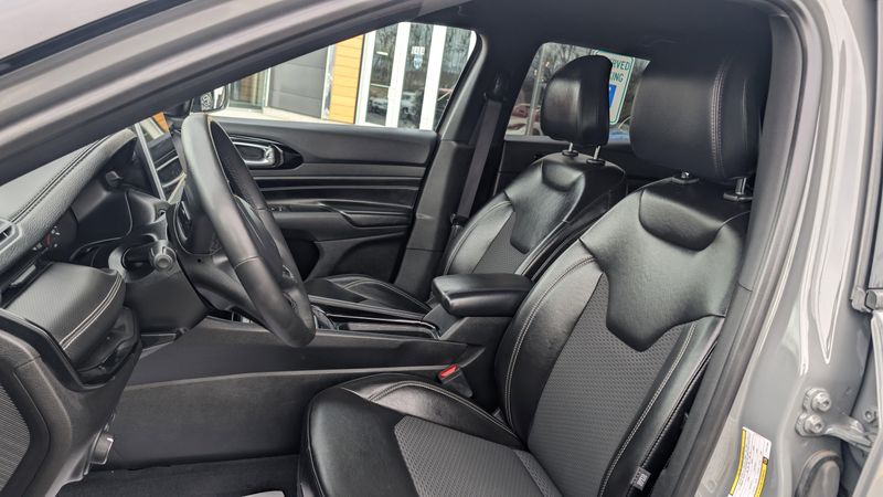 Used 2023 Jeep Compass AltitudeImage 18