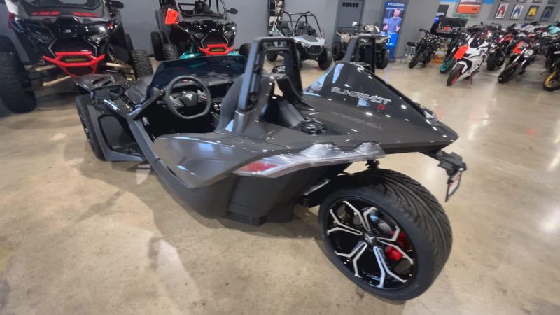 2025 Polaris SLINGSHOT R AUTODRIVE Image 7