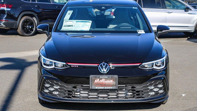 2024 Volkswagen Golf GTI AutobahnImage 6