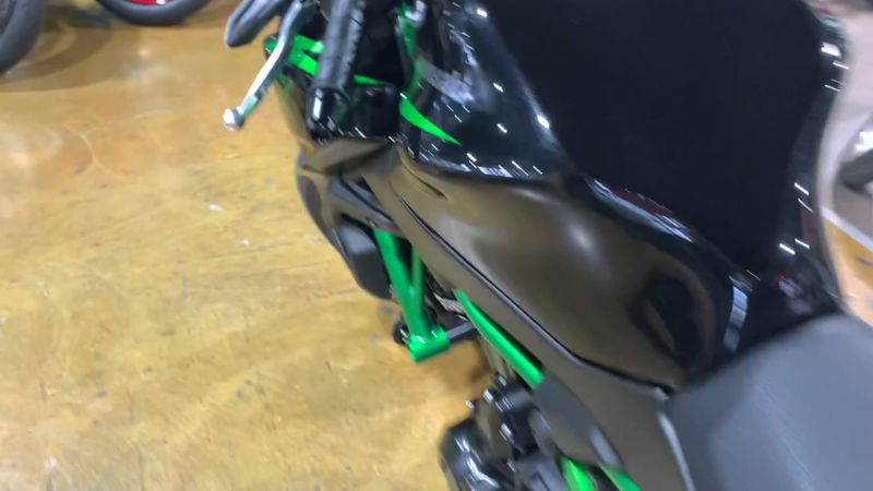 New 2025 Kawasaki Z650 ABS Image 3