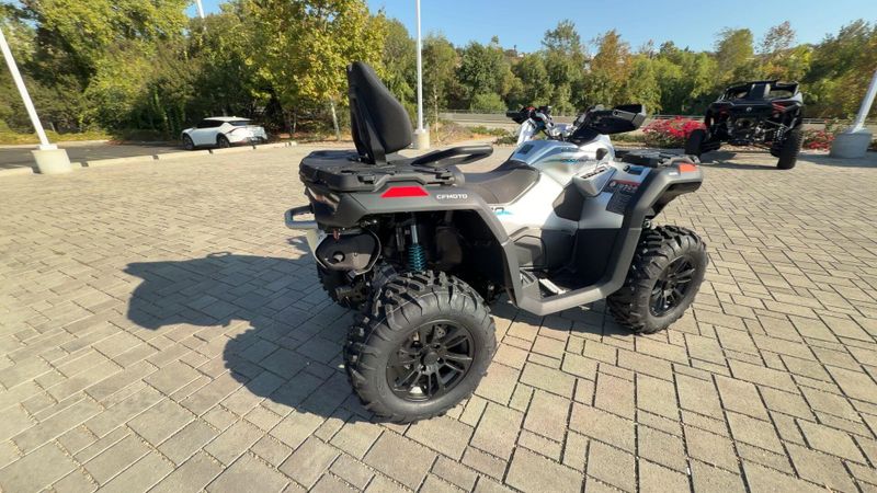 New 2027 CFMOTO CFORCE 1000 TOURING Image 9